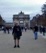 v Tuileries zahradách před Carrouselem